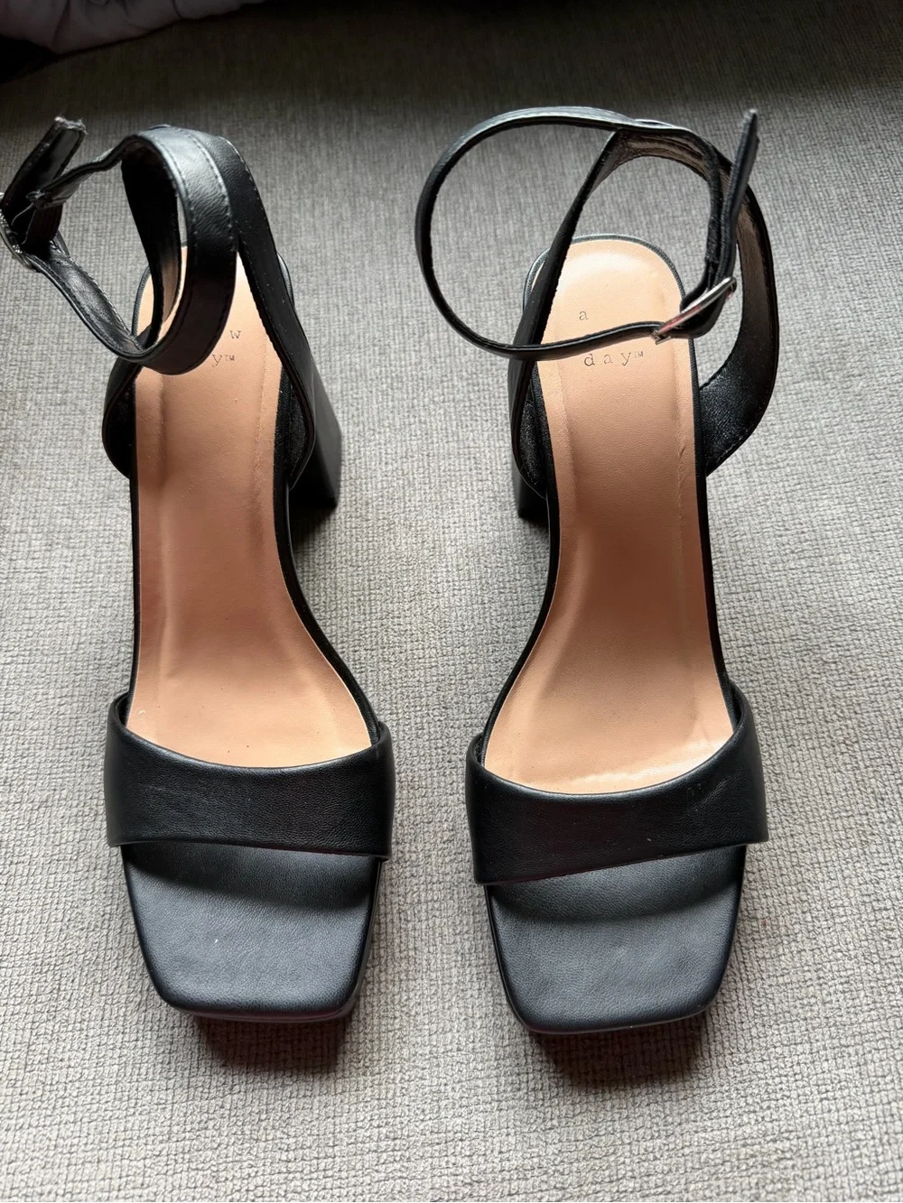 Black Platform Ankle-Strap High Heel Sandals - Women size 9.5